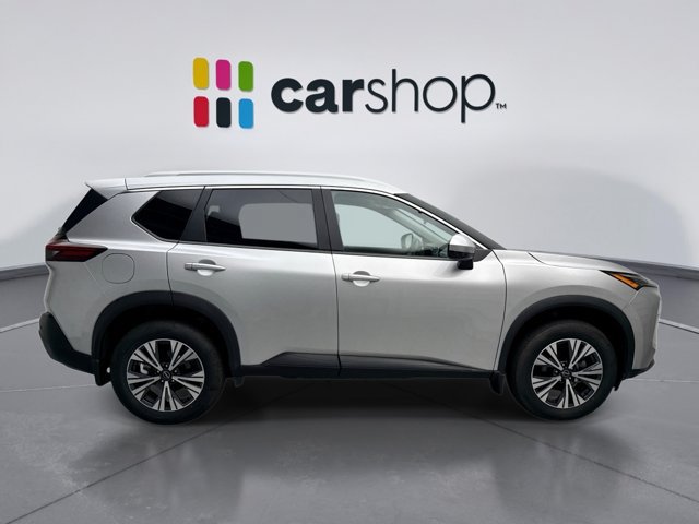 Used 2023 Nissan Rogue SV w/ SV Premium B Package AWD/4WD image 6