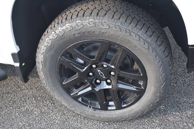 New 2026 Chevrolet Silverado 1500 LT Trail Boss w/ Dark Appearance Package AWD/4WD image 12