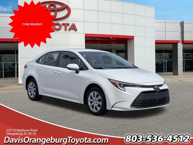 Used 2025 Toyota Corolla LE