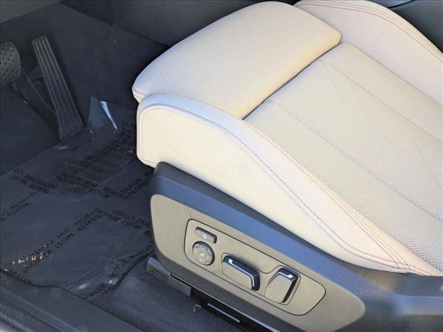 Used 2026 BMW X3 xDrive30i w/ Premium Package AWD/4WD image 4