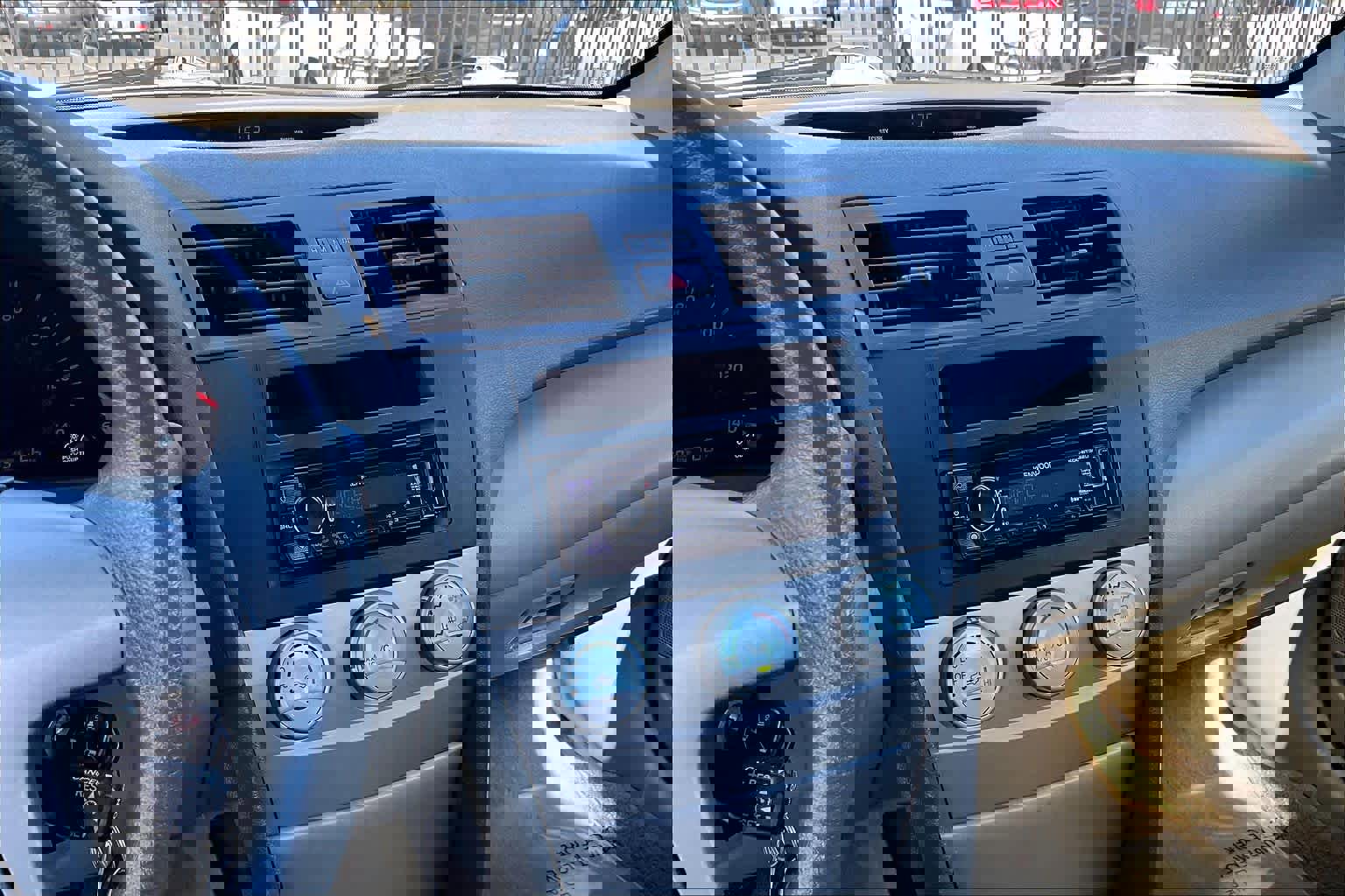 Used 2009 Toyota Camry LE FWD image 6