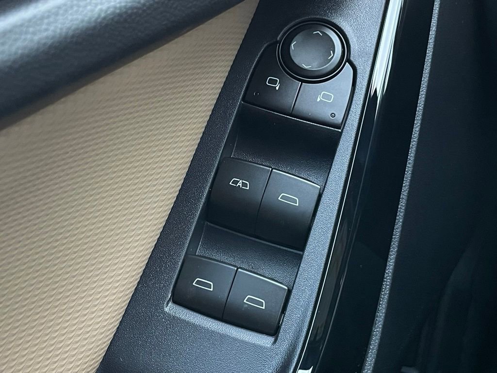 New 2026 Chevrolet Equinox ACTIV image 12