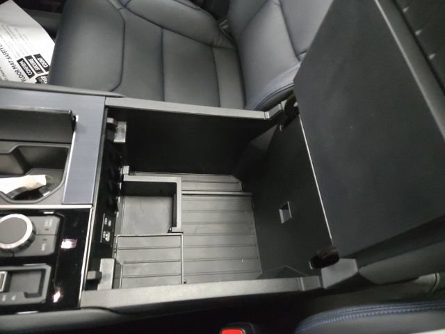 New 2026 Toyota Sequoia Platinum AWD/4WD image 32