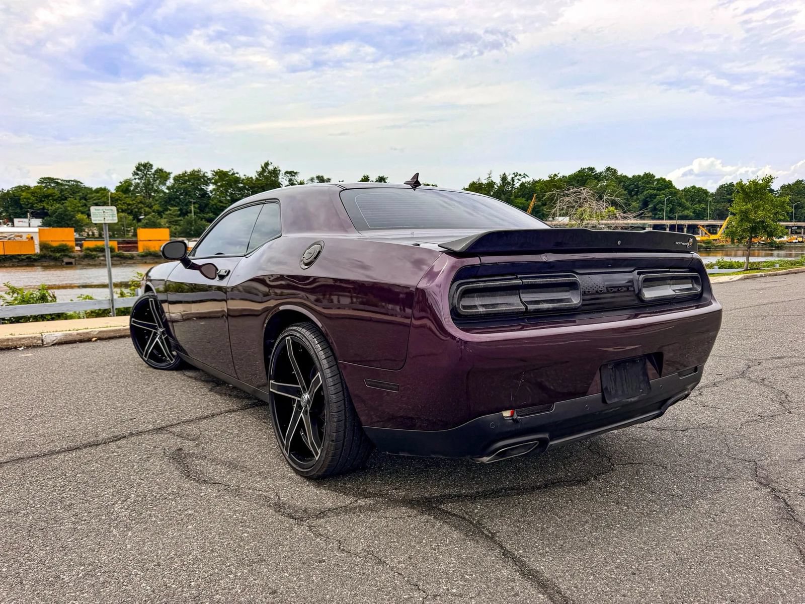 Used 2021 Dodge Challenger R/T Scat Pack w/ Dynamics Package RWD image 7