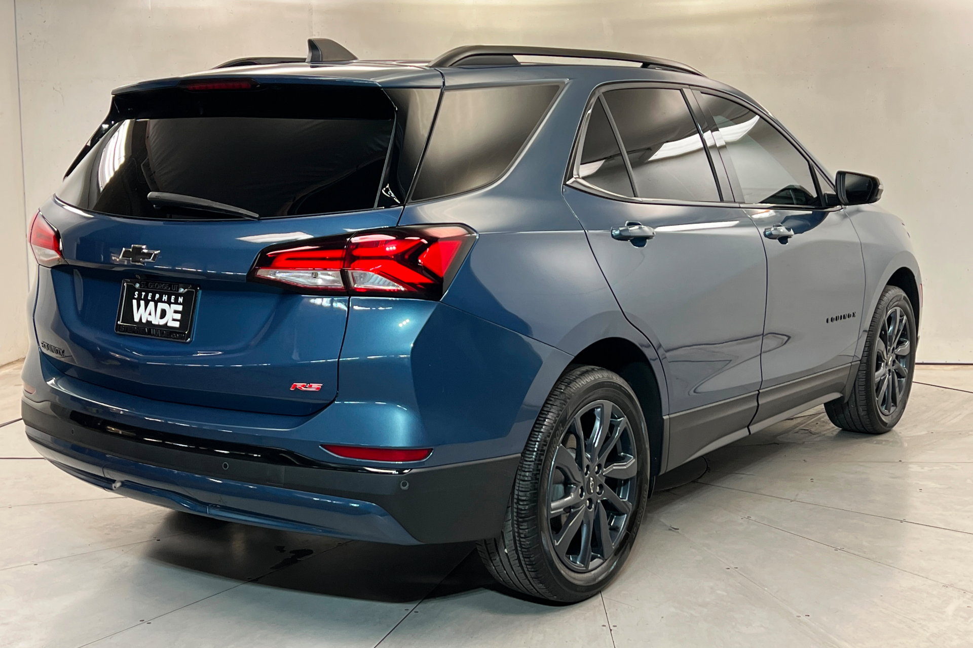 Used 2024 Chevrolet Equinox RS FWD image 6