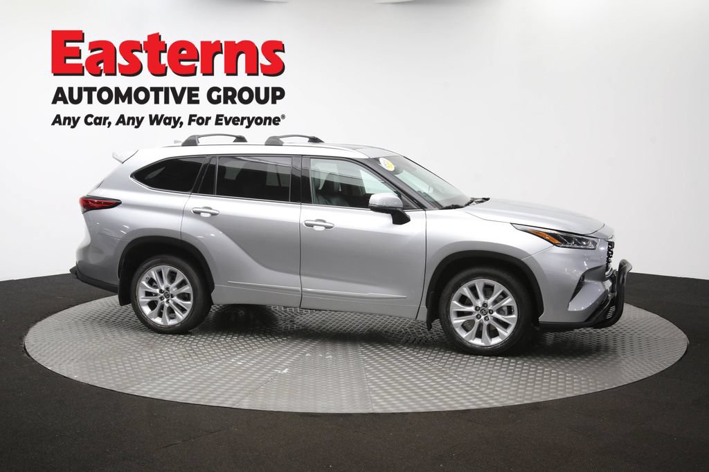 Used 2021 Toyota Highlander Limited AWD/4WD image 51