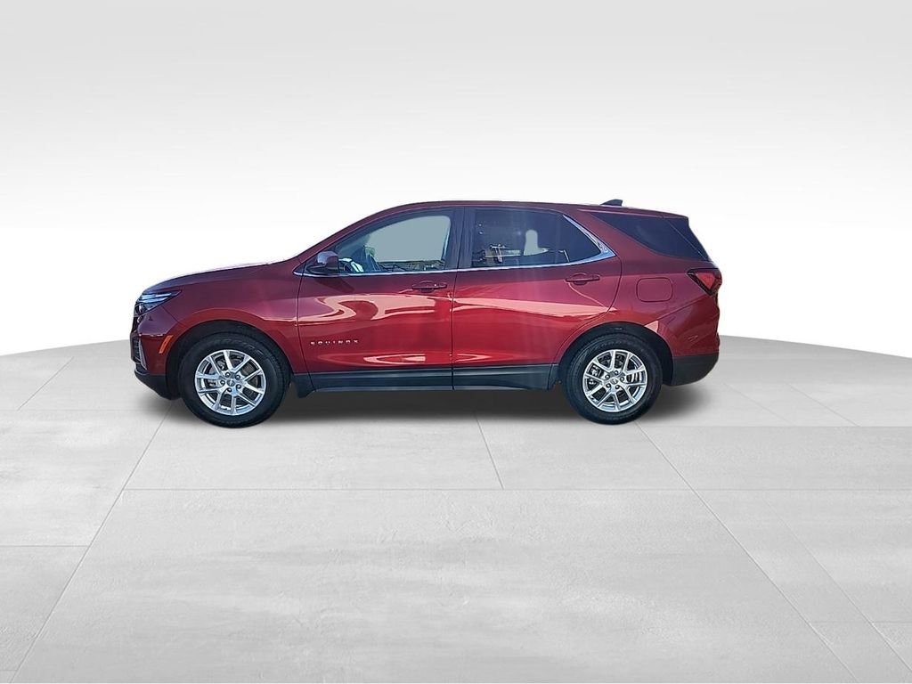 Used 2023 Chevrolet Equinox LT w/ LPO, Floor Liner Package image 8