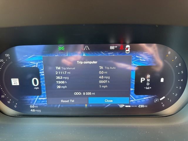 Certified 2025 Volvo XC60 B5 Plus image 24