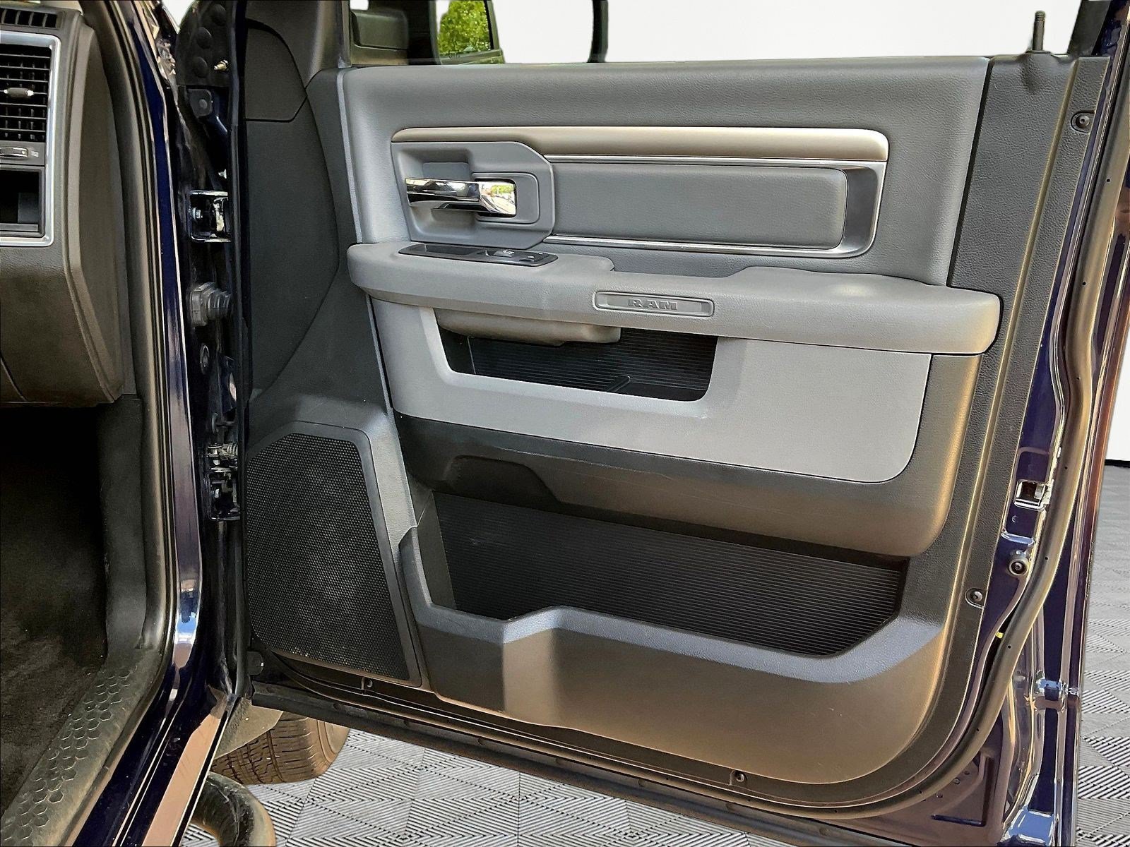 Used 2018 RAM 1500 Big Horn AWD/4WD image 29
