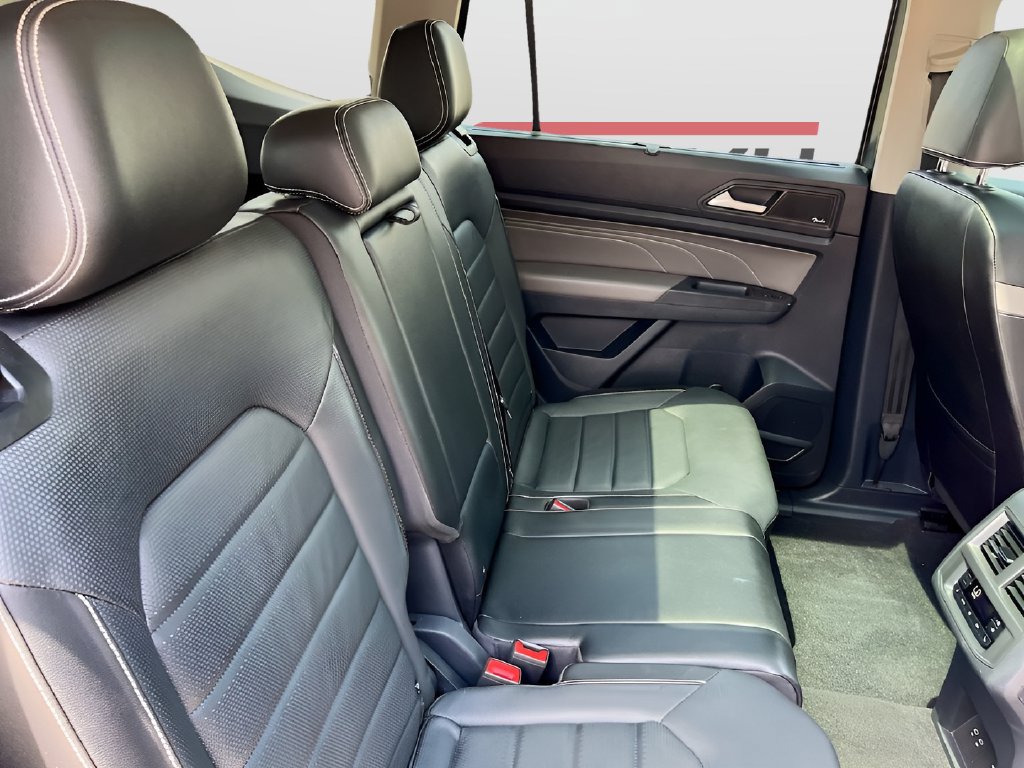 Used 2023 Volkswagen Atlas SEL Premium AWD/4WD image 31