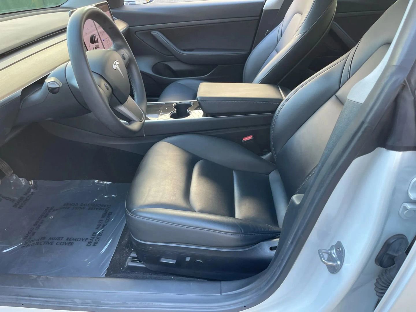 Used 2019 Tesla Model 3 Standard Range Plus image 9