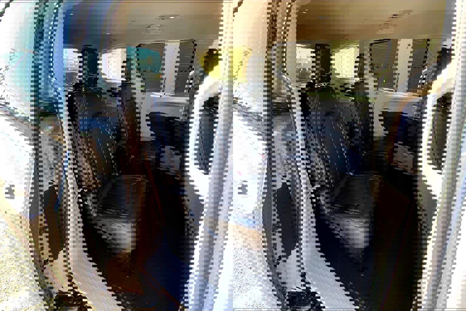 Used 2024 Chrysler Pacifica Touring-L FWD image 20