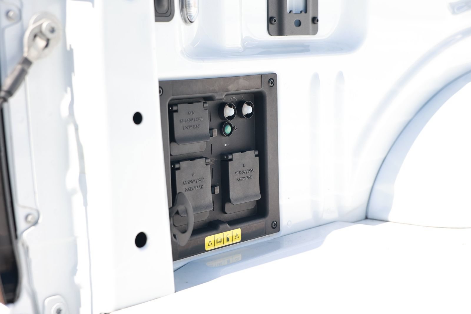 Used 2024 Ford F150 Lightning Flash AWD/4WD image 42