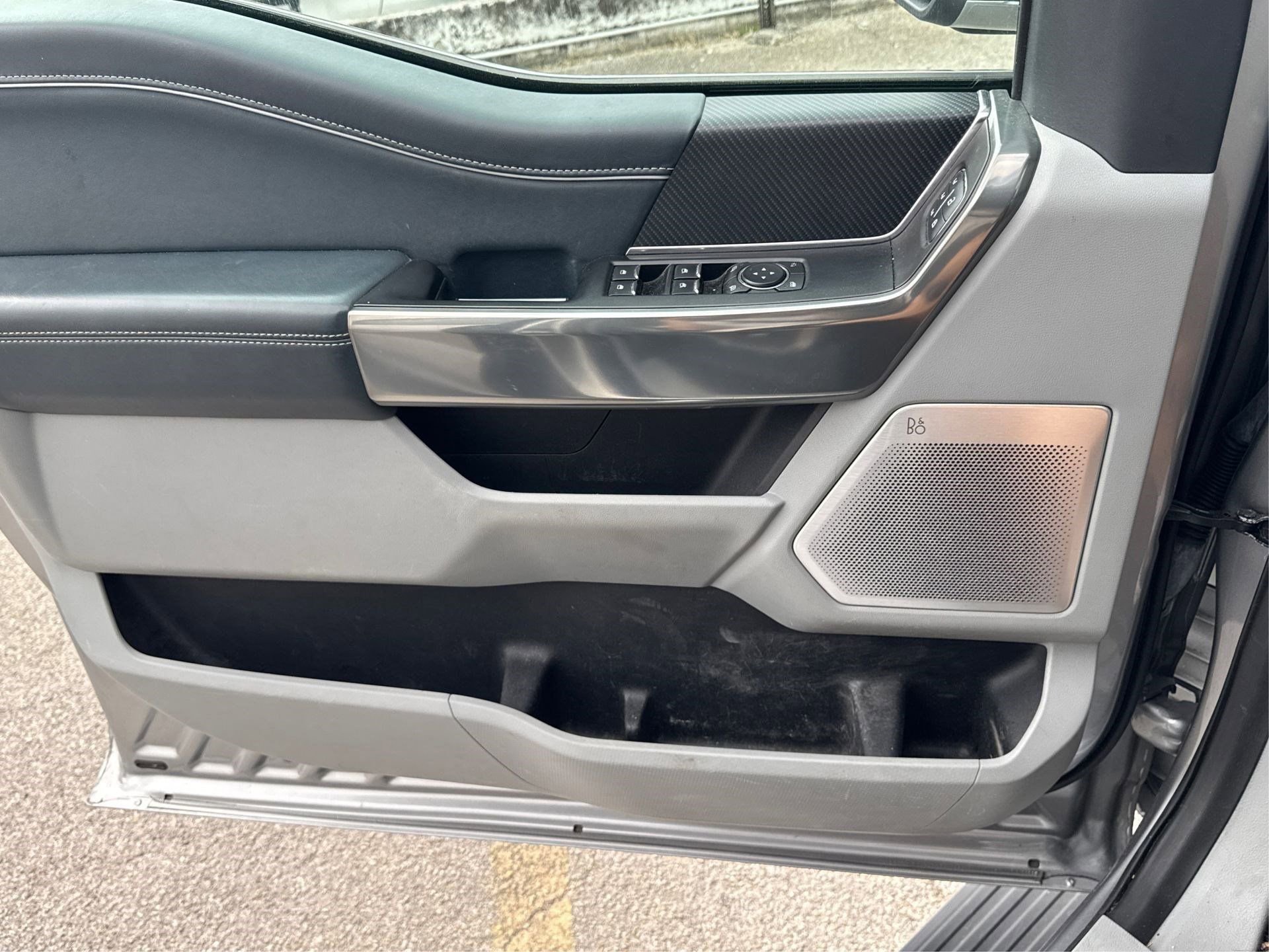 Used 2021 Ford F150 Limited image 27