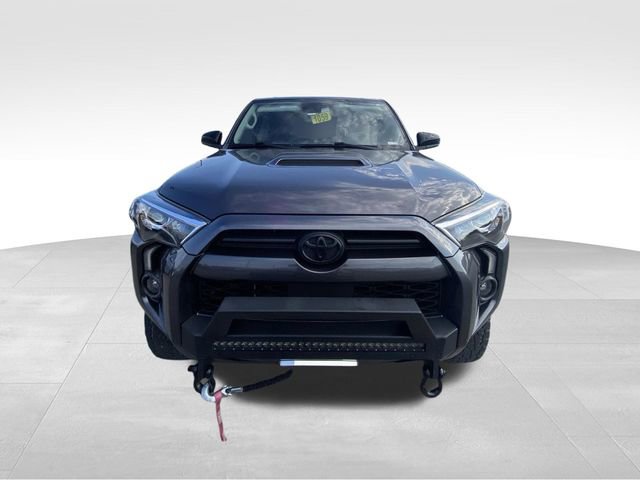 Used 2021 Toyota 4Runner Venture w/ Moonroof Package AWD/4WD image 19