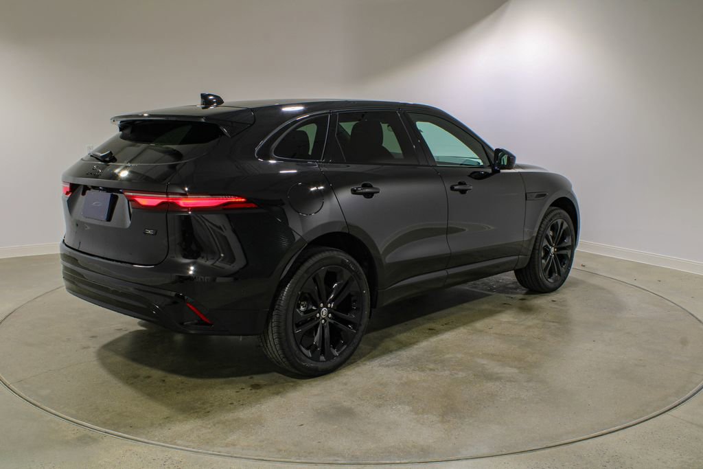 New 2026 Jaguar F-PACE R-Dynamic S image 5