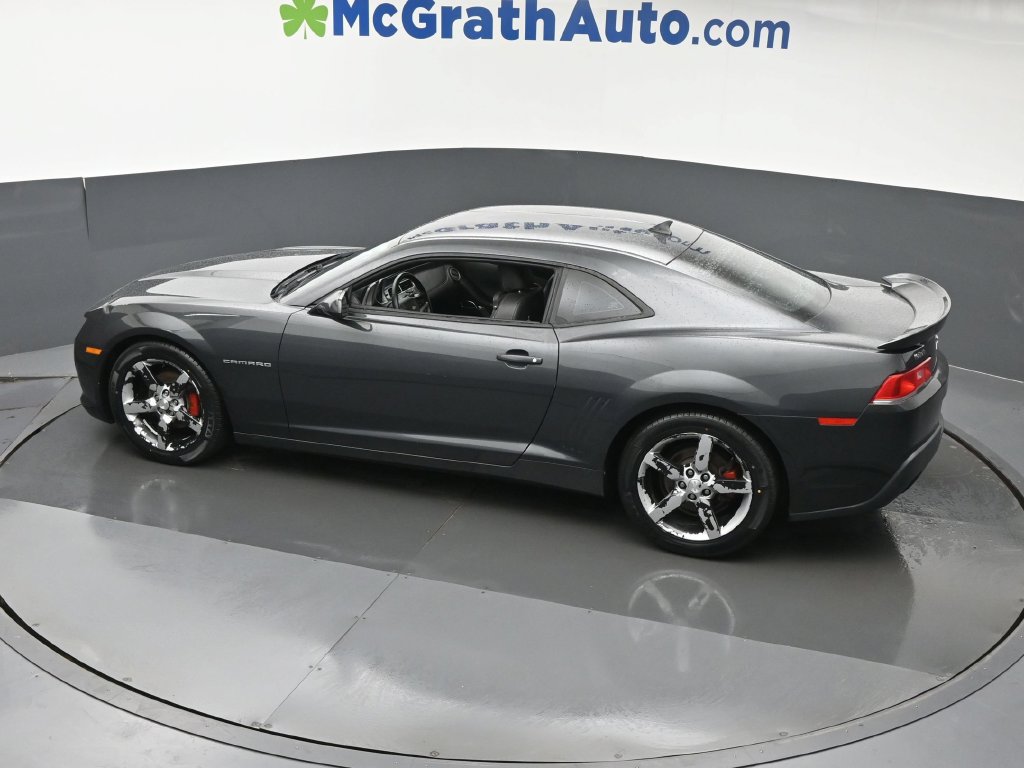 Used 2015 Chevrolet Camaro LT RWD image 19