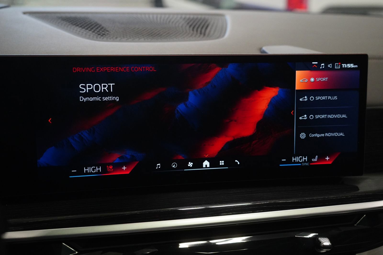 Used 2025 BMW X5 M60i image 22