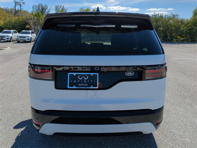 Used 2023 Land Rover Discovery S R-Dynamic image 5