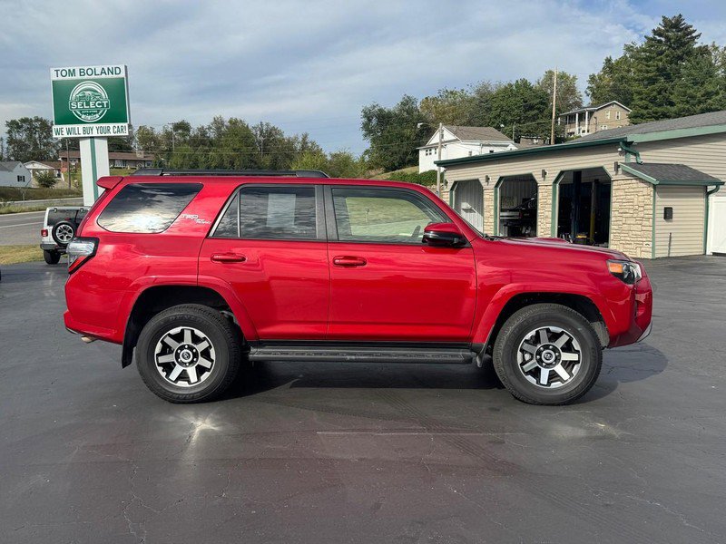 Used 2024 Toyota 4Runner TRD Off-Road Premium image 7