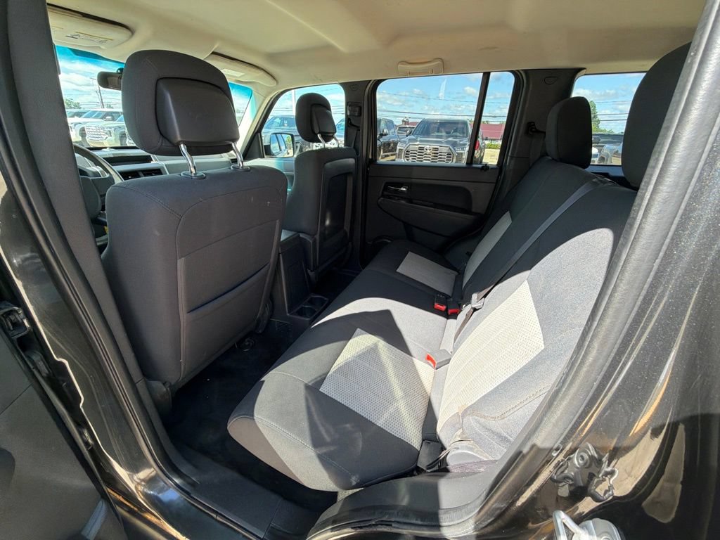 Used 2010 Jeep Liberty Sport w/ Popular Equipment Group AWD/4WD image 22