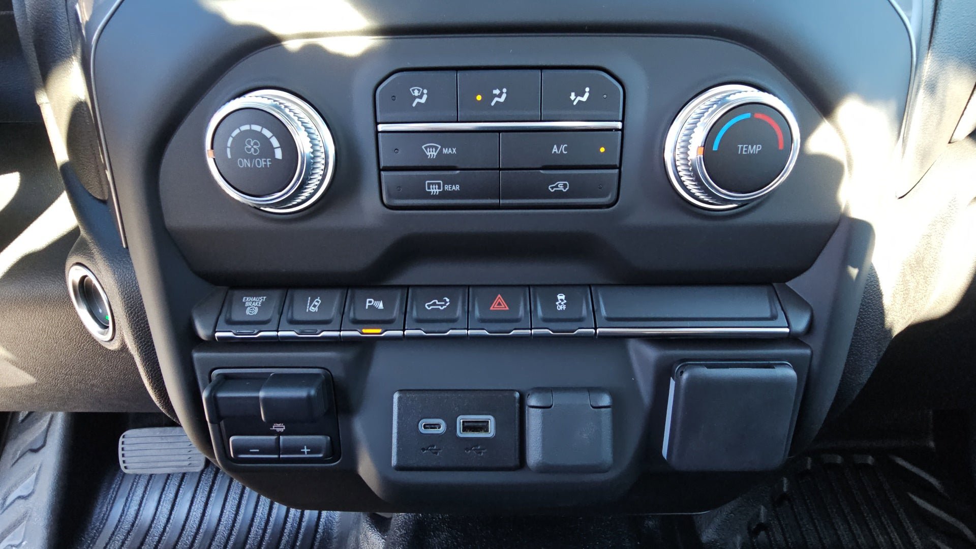 New 2025 GMC Sierra 3500 Pro w/ 1SA Pro Safety Plus Package image 25