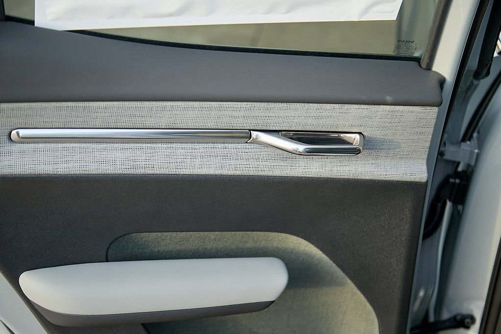 New 2026 Volvo EX30 Cross Country Ultra w/ Protection Package Premier image 20