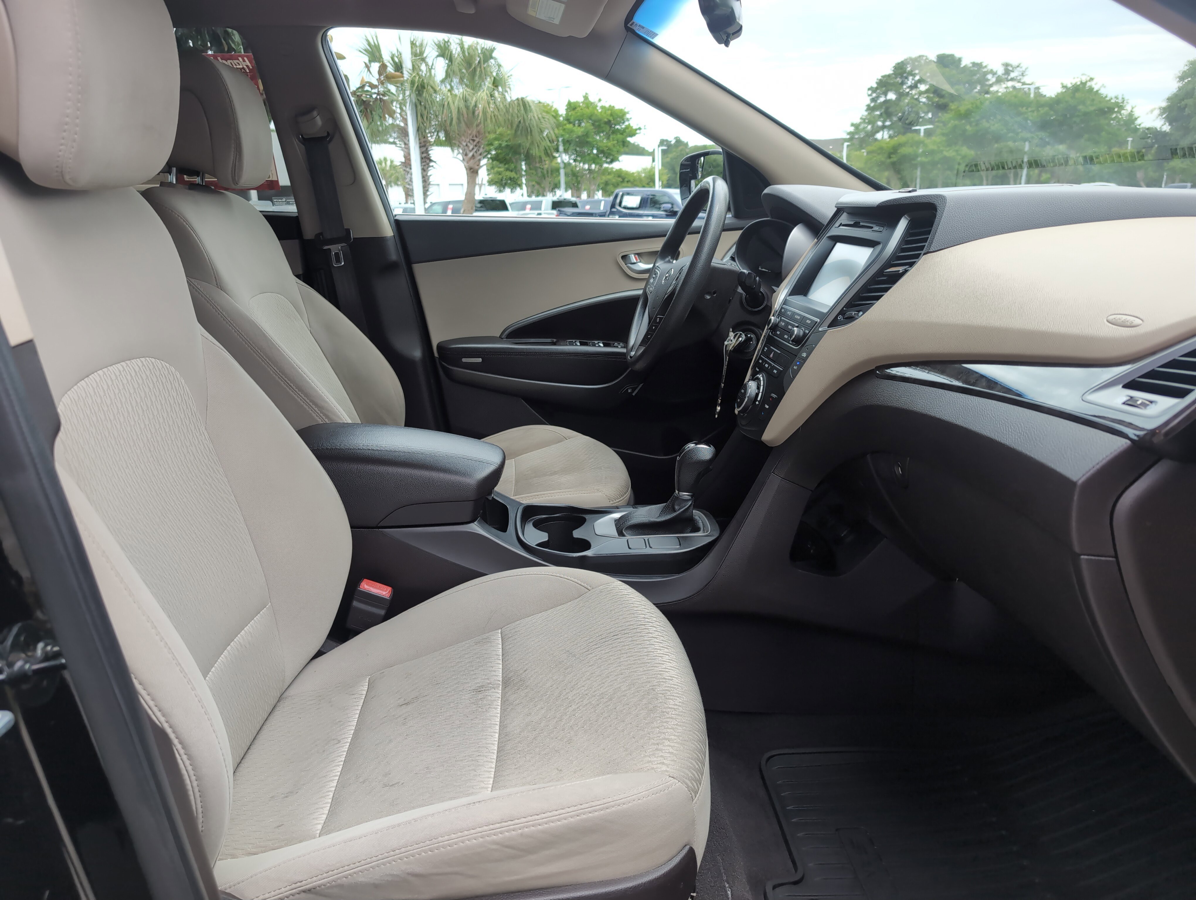Used 2017 Hyundai Santa Fe Sport FWD image 31