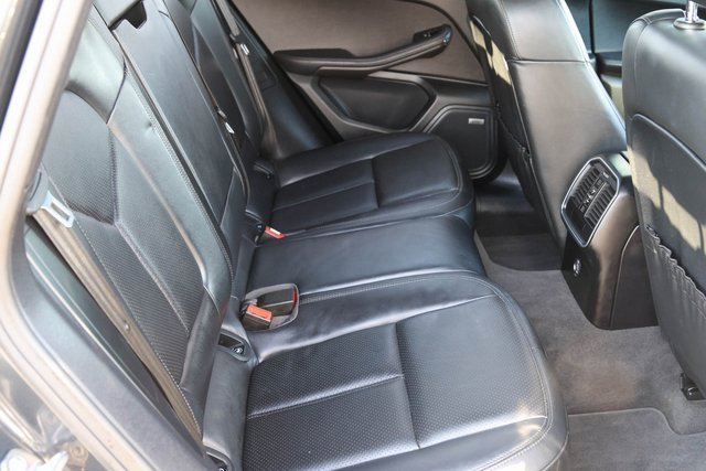 Used 2019 Porsche Macan Base image 19