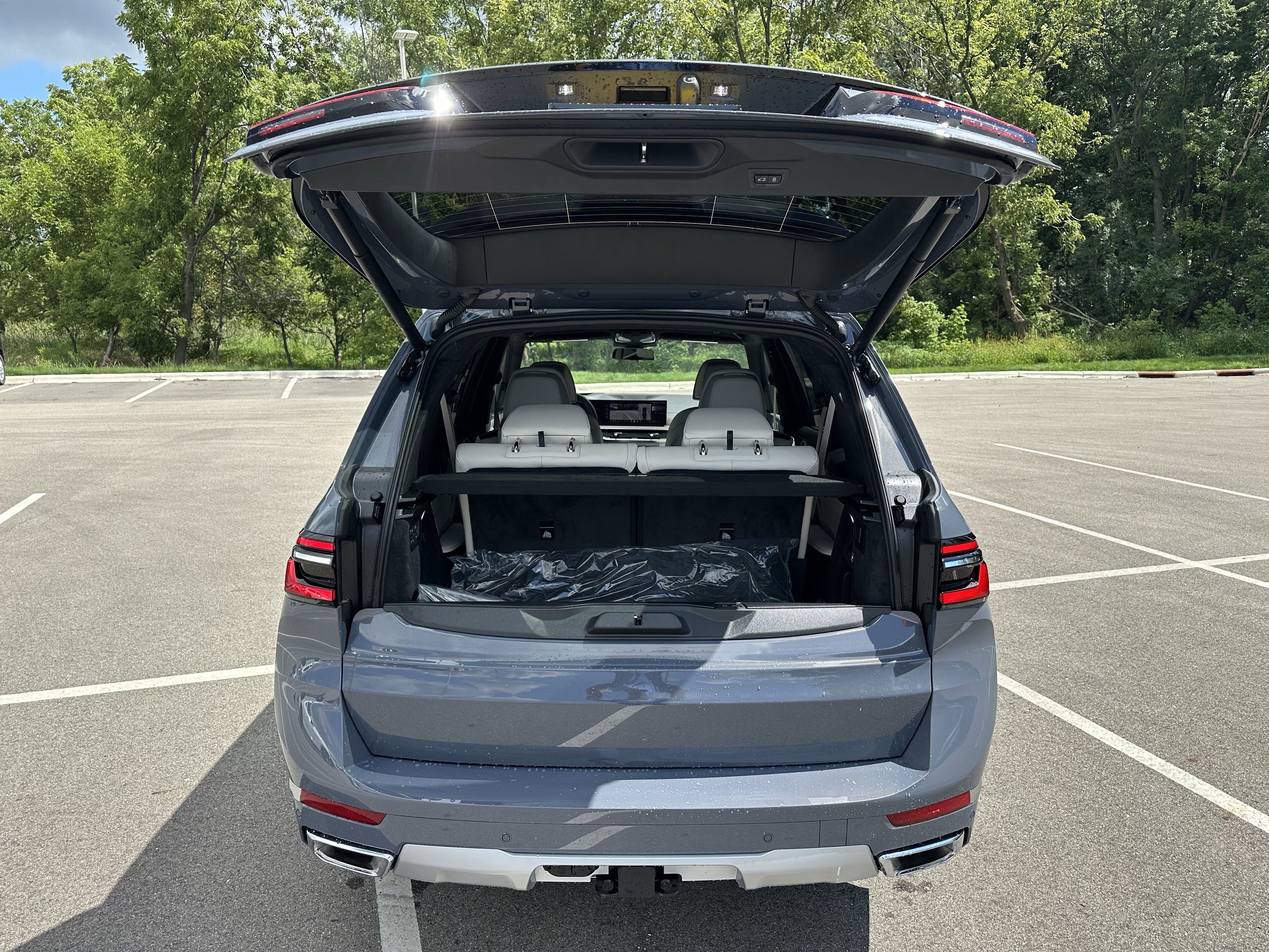 New 2026 BMW X7 xDrive40i image 25