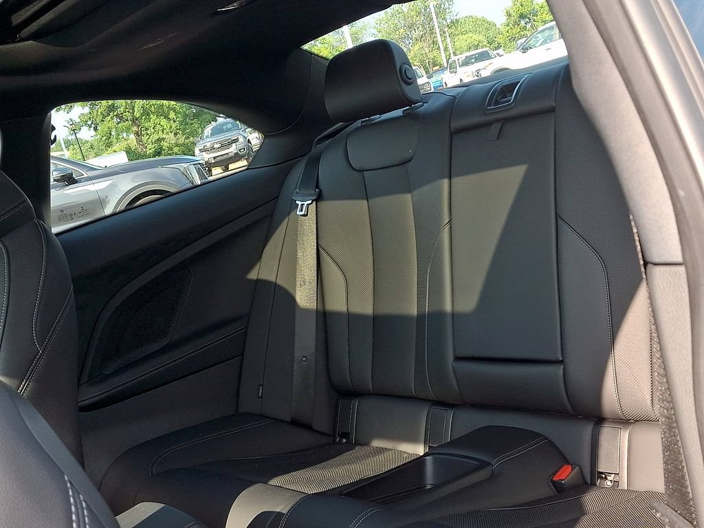 Used 2022 BMW 230i Coupe w/ Convenience Package RWD image 10