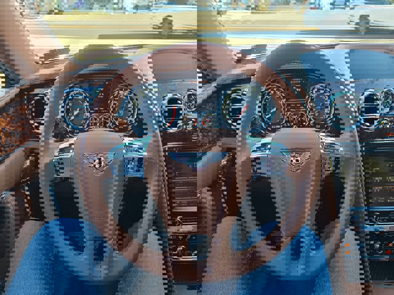 Used 2014 Bentley Flying Spur W12 image 10