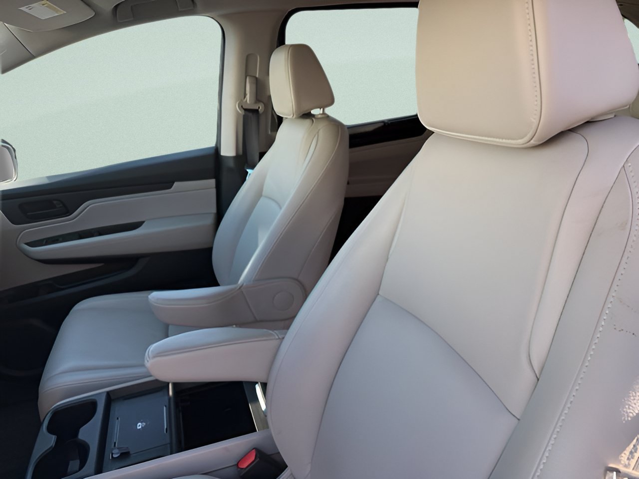 Used 2025 Honda Odyssey EX-L image 21