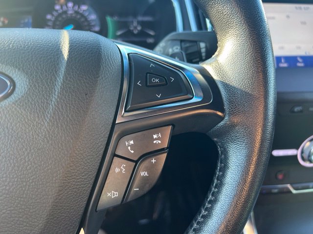 Used 2020 Ford Edge Titanium w/ Equipment Group 301A AWD/4WD image 32