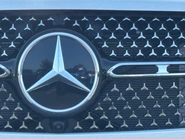 New 2026 Mercedes-Benz GLE 350 4MATIC image 3