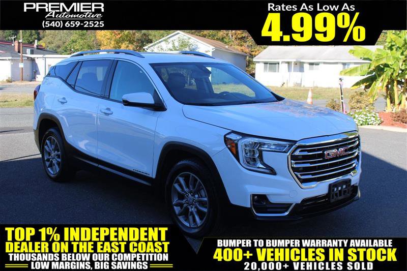 Used 2024 GMC Terrain SLT image 1