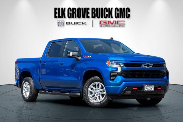 Used 2022 Chevrolet Silverado 1500 RST w/ Convenience Package II AWD/4WD image 2