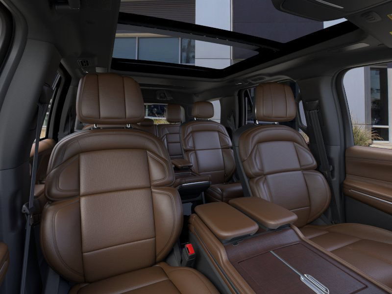 New 2026 Lincoln Navigator Reserve AWD/4WD image 35