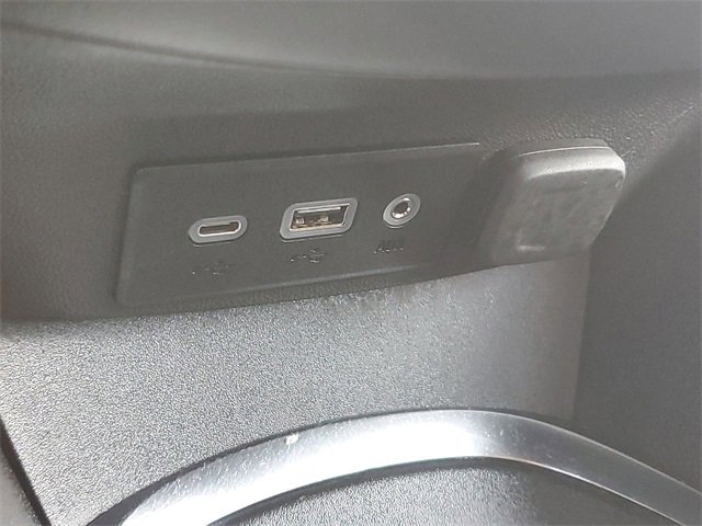 Used 2023 Chevrolet Malibu LT image 28