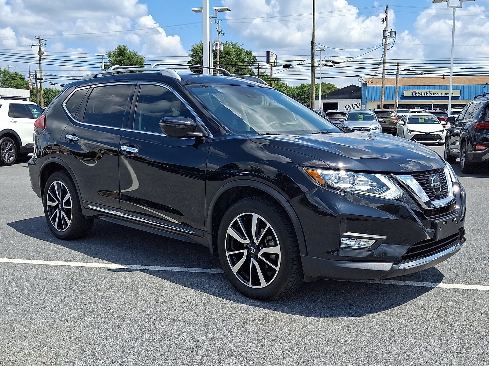 Used 2019 Nissan Rogue SL w/ Premium Package AWD/4WD image 3