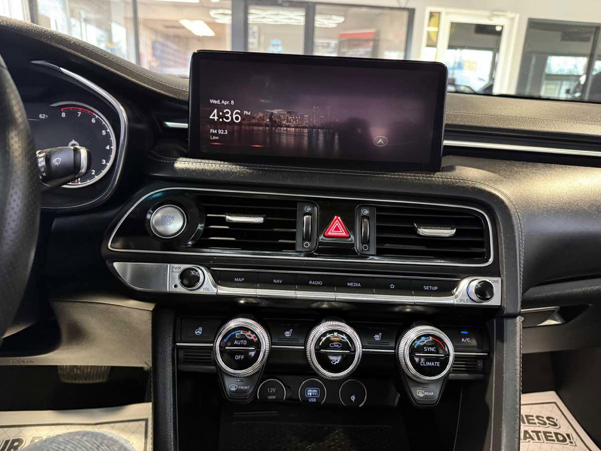 Used 2022 Genesis G70 2.0T w/ Prestige Package image 33