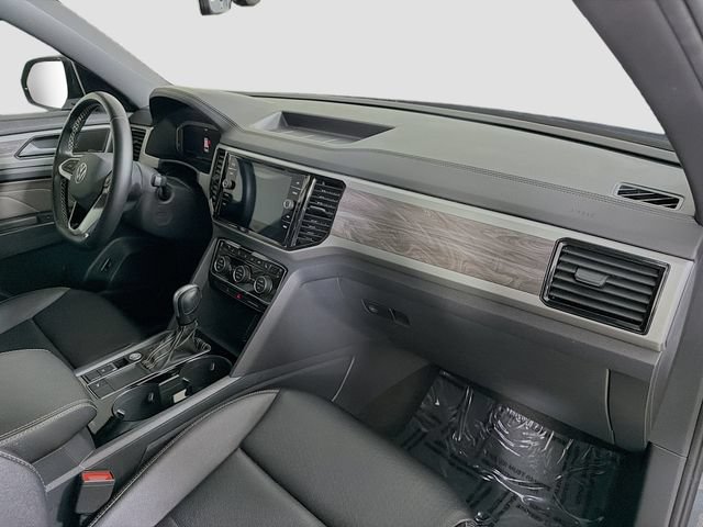 Used 2023 Volkswagen Atlas Cross Sport SE FWD image 28