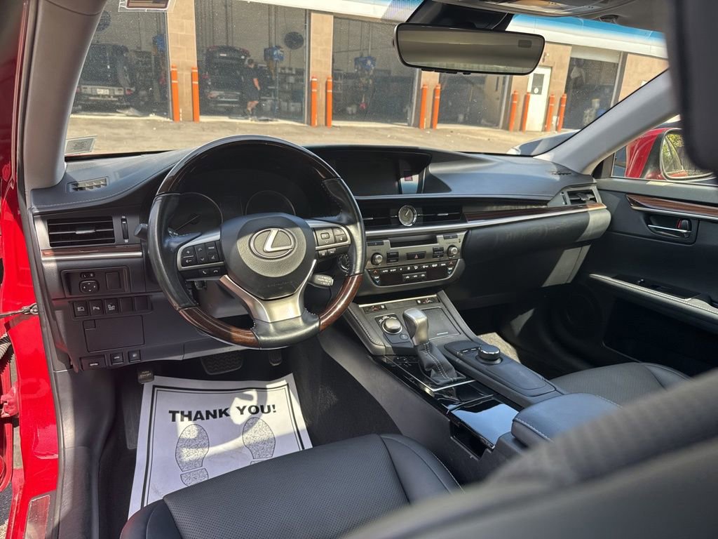 Used 2017 Lexus ES 350 image 21