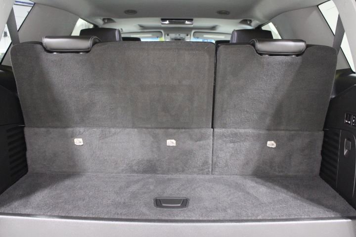 Used 2019 GMC Yukon Denali w/ Denali Ultimate Package image 14