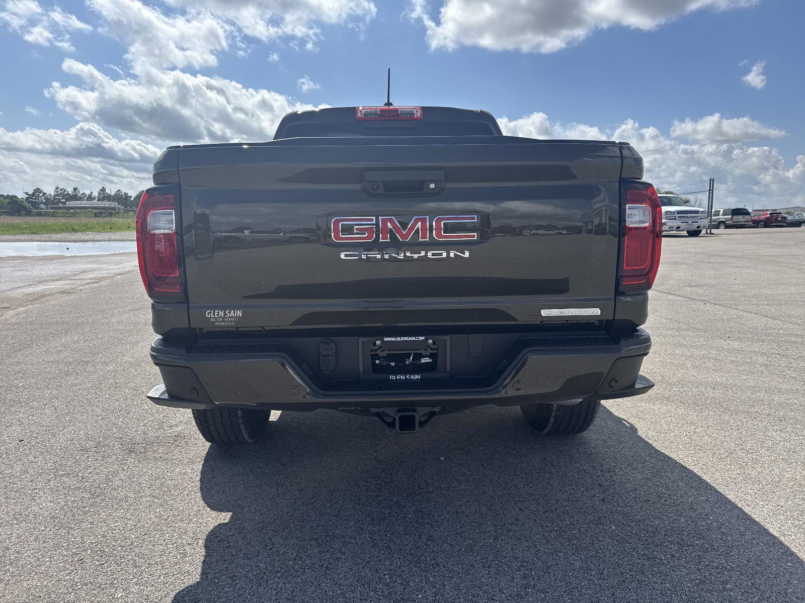 New 2025 GMC Canyon Elevation w/ Convenience Package image 5