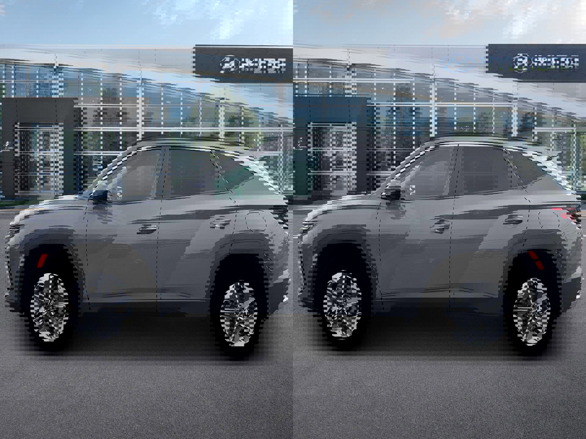 New 2026 Hyundai Tucson SEL image 3