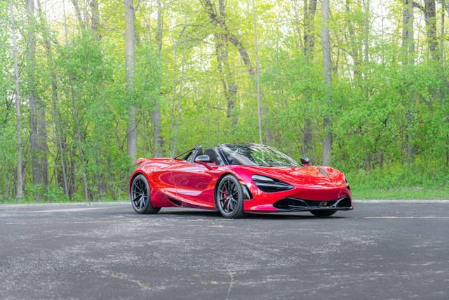 Used 2021 McLaren 720S Performance RWD image 32