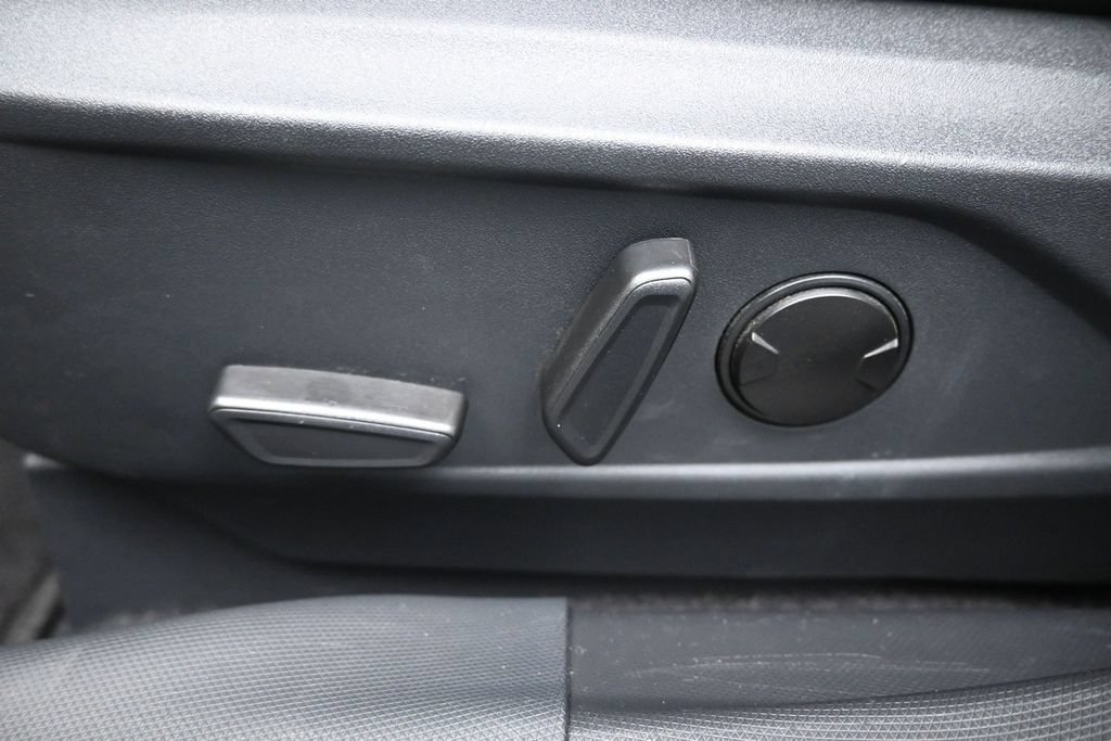 Used 2023 Ford Mustang Mach-E Select RWD image 10