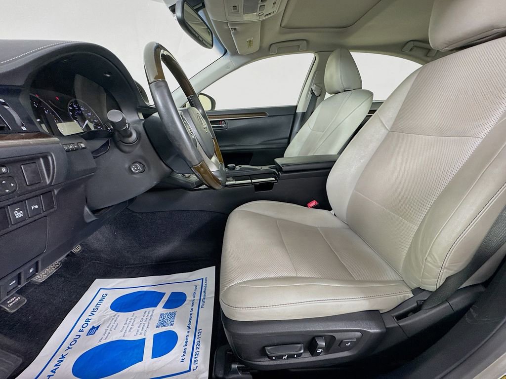 Used 2015 Lexus ES 350 w/ Premium Package image 27