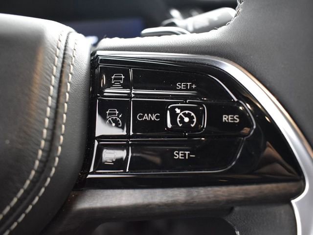 Used 2023 Jeep Grand Cherokee L Overland image 18